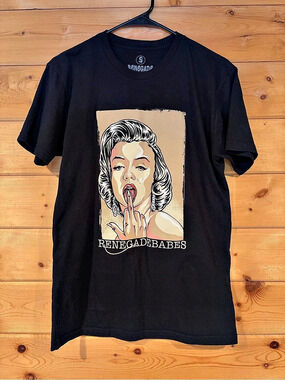 Renegade Babes Monroe T-Shirt